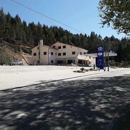 Bed & Breakfast Nossa Senhora Do Pranto Ferreira do Zezere